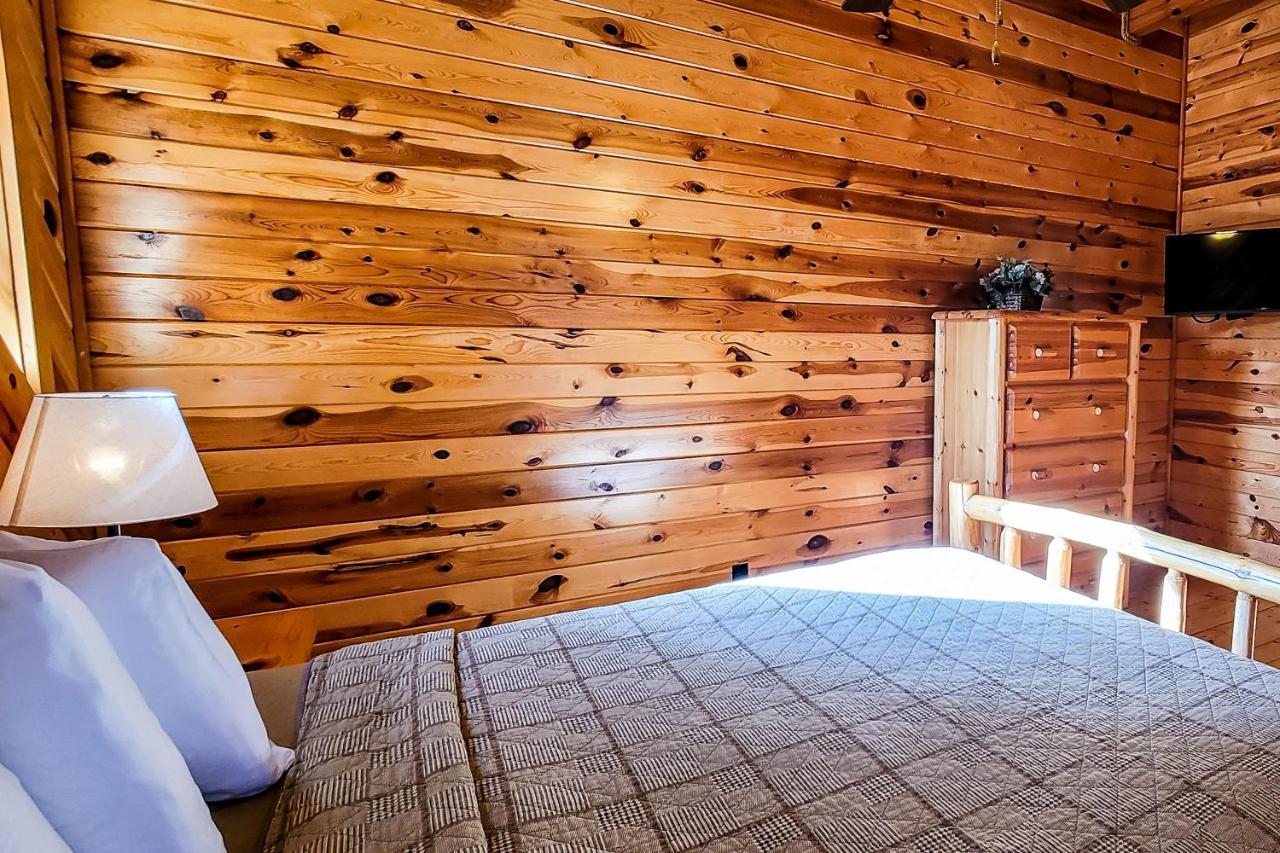 Serenity Now Gatlinburg Exterior photo